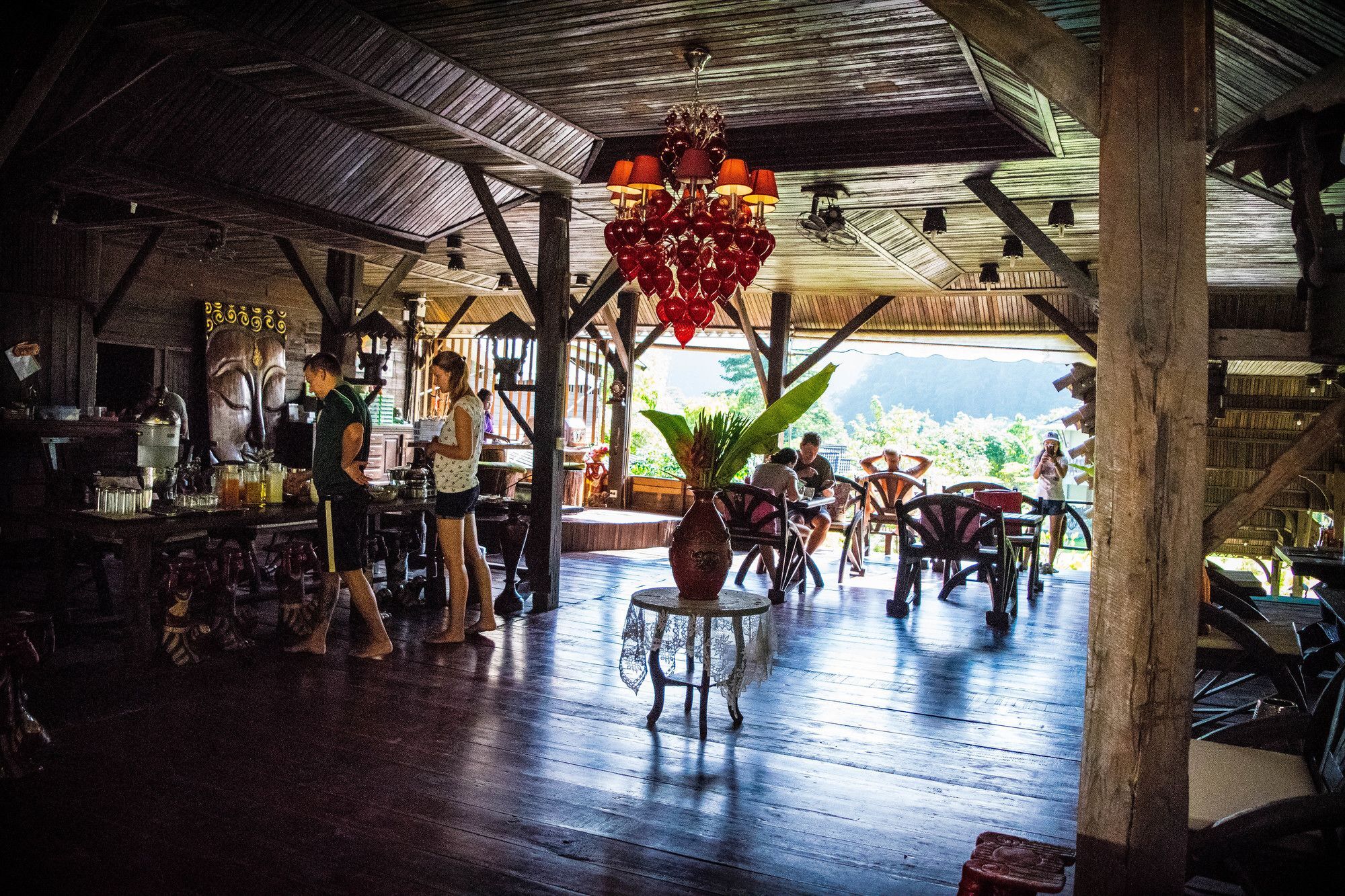 Montania Lifestyle Hotel Пханом Экстерьер фото